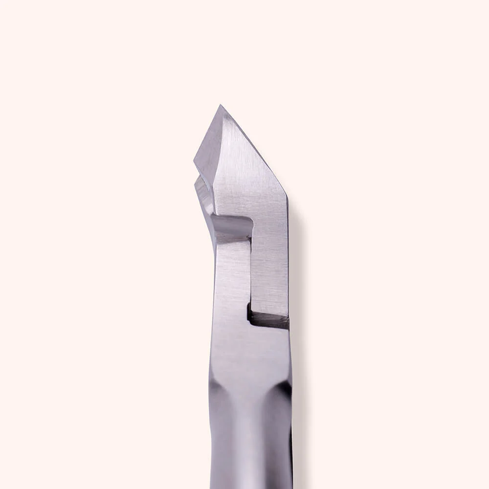 Proglow Comfort Cuticle Pincher - Image 3